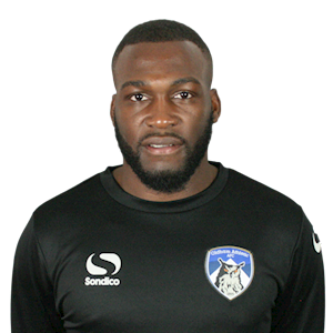 FOOTBALL – EXPATRIÉS : JOHNY PLACIDE ENCENSÉ PAR LES SUPPORTERS D’OLDHAM ATHLETIC