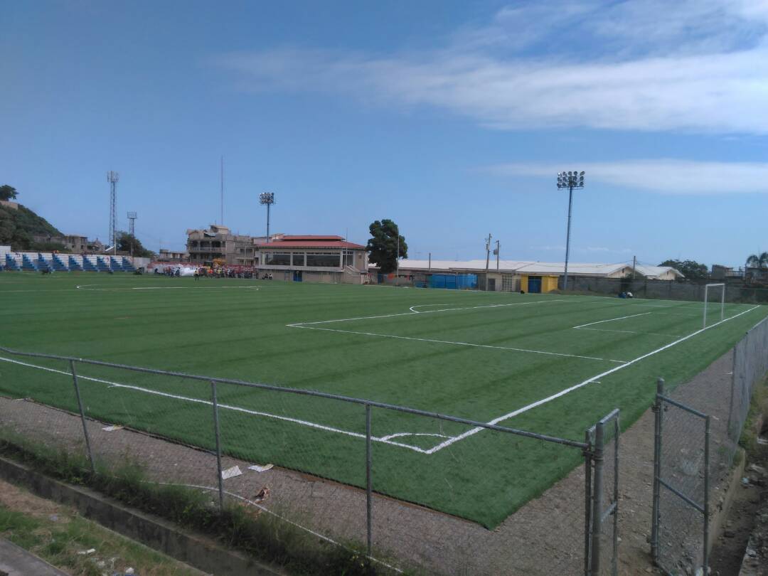 FOOTBALL – INFRASTRUCTURES : LE PARC ST VICTOR SERA PRÊT AVANT LE 17 JANVIER