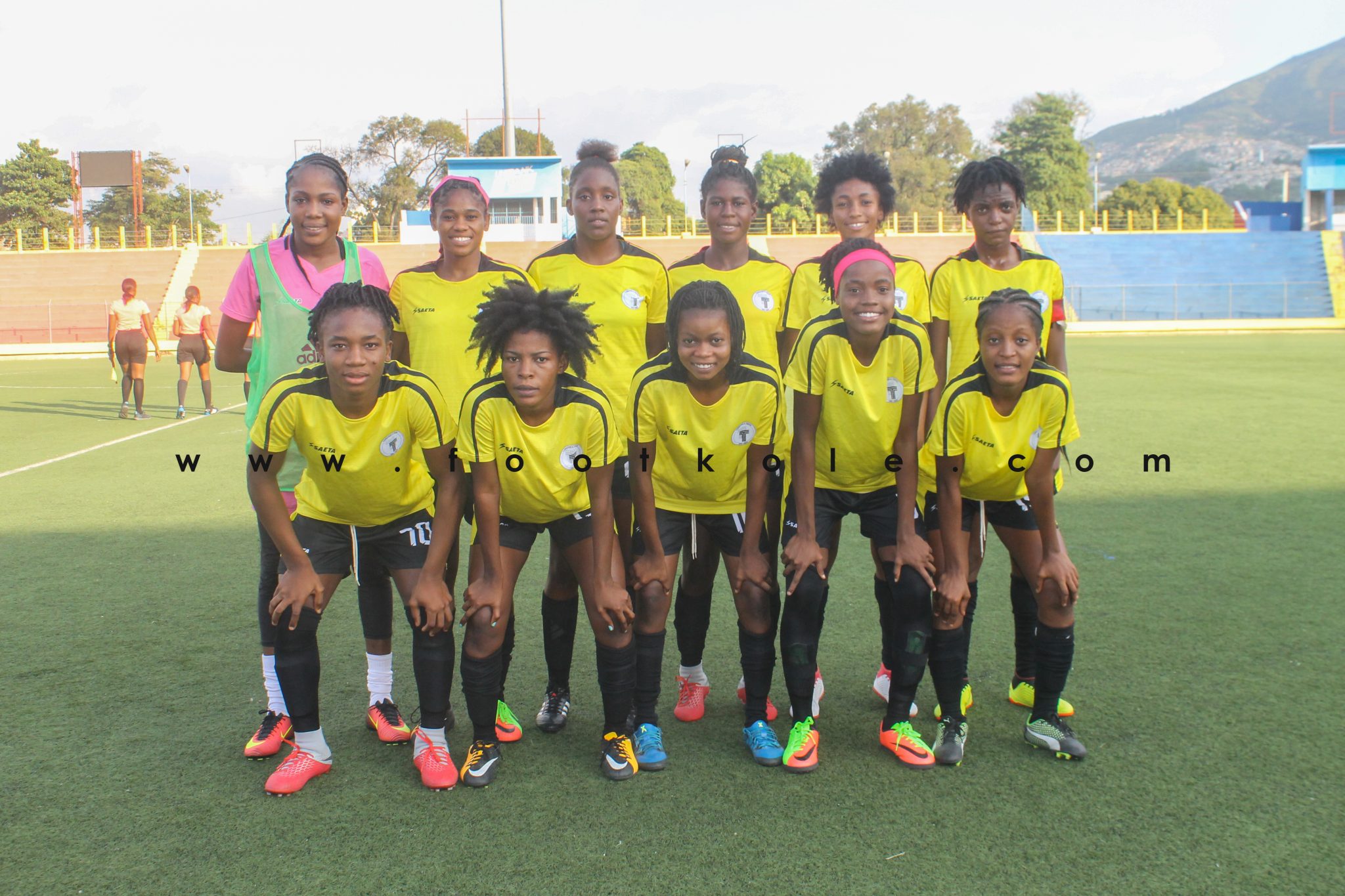 FOOT FÉMININ – COUPE DU PARLEMENT : L’AS TIGRESSES EN MODE BULDOZZER