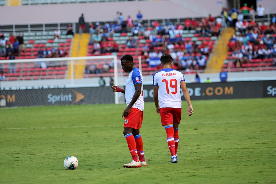 GOLD CUP 2019- REVUE DE PRESSE : LES MEDIAS INTERNATIONAUX SOUS LE CHARME DU PREMIER BUT D’HAÏTI