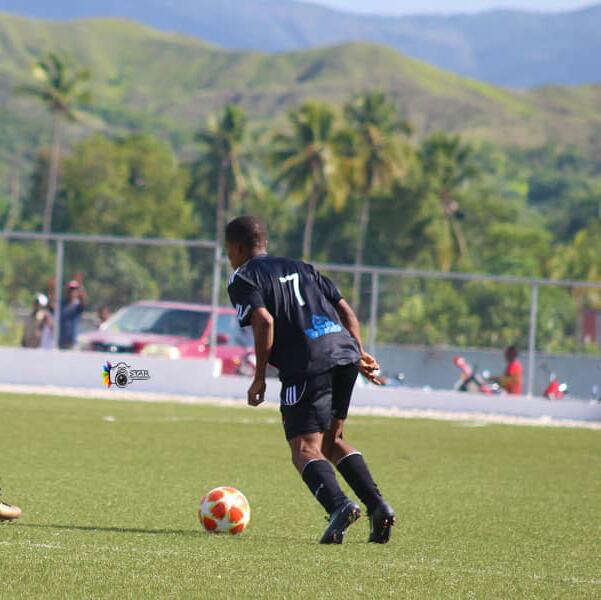 FOOTBALL – TRANSFERT : BACHEMY JOSEPH, NOUVELLE RECRUE DU VIEUX COQ CAPOIS