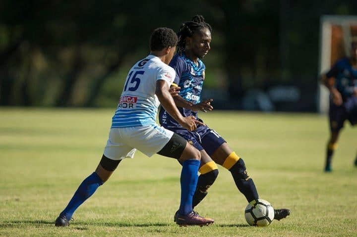 FLOW CARAÏBEAN CHAMPIONSHIP : UN GRENADIER BRILLE EN TERRE JAMAÏCAINE