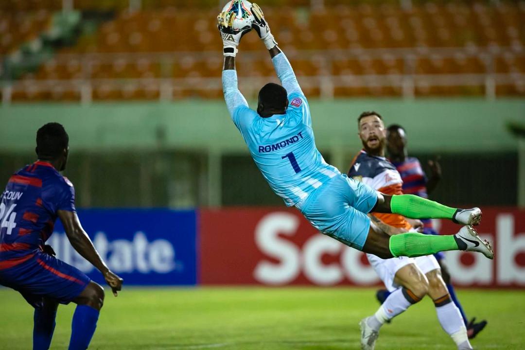 FOOTBALL – TRANSFERTS : GUERRY ROMONDT REJOINT LA FIÈRE COLOMBE