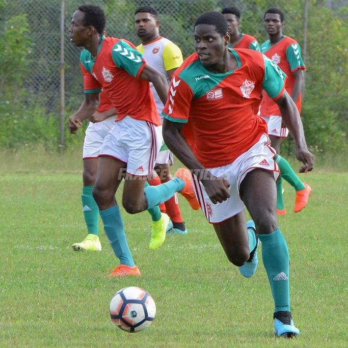 FOOT – EXPATRIÉS : AUTEUR D’UN QUINTUPLÉ HISTORIQUE, MONDY PRUNIER FAIT ENCORE LA UNE DES MÉDIAS GUADELOUPÉENS