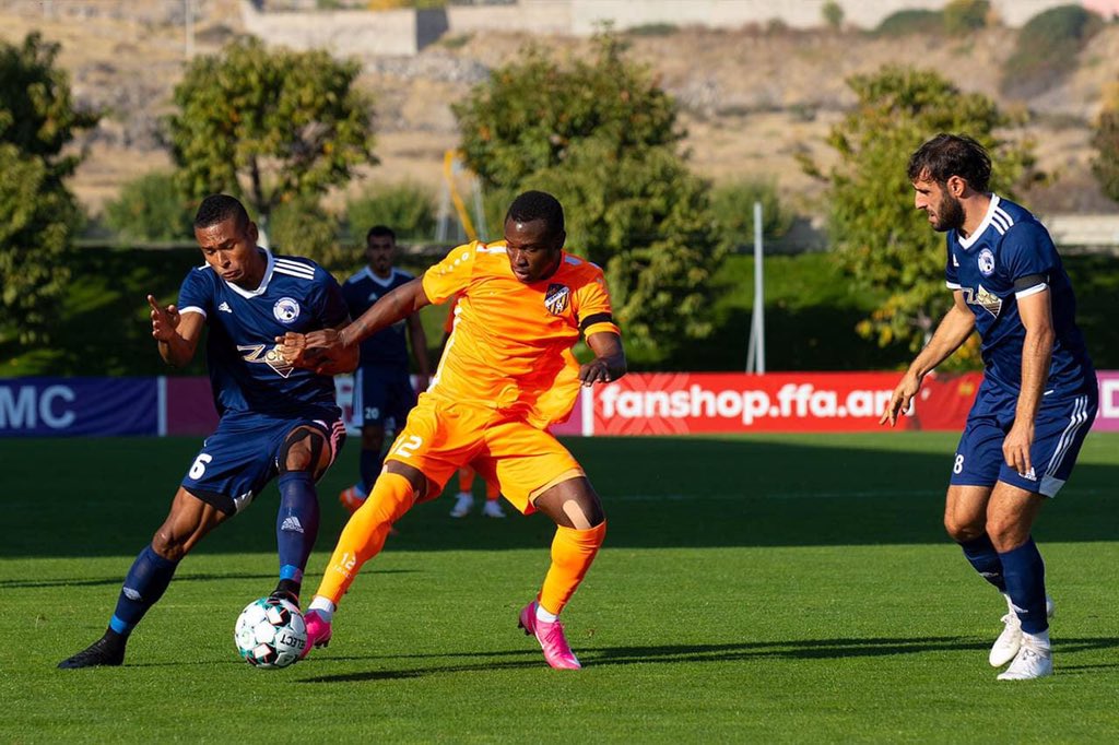 FOOTBALL – EXPATRIÉS : JONEL DÉSIRÉ PORTE SON ÉQUIPE