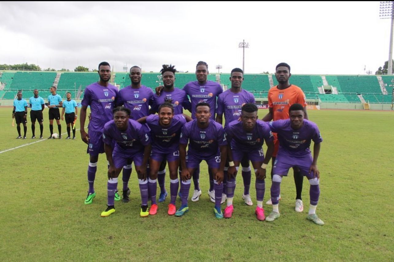 FOOTBALL AMICAL : LE VIOLETTE AC SE DÉROULE