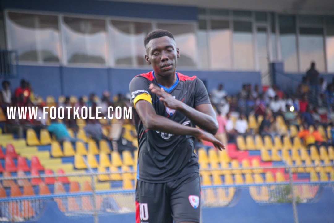 FOOT-TRANSFERTS : JEAN FABRICE JUNIOR VÉDRINE EN PASSE DE SIGNER AU VIOLETTE AC!