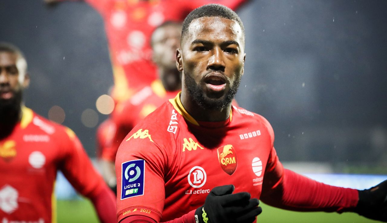 FOOTBALL LIGUE 2: DUCKENS NAZON SAUVE LE QRM DE LA RELÉGATION