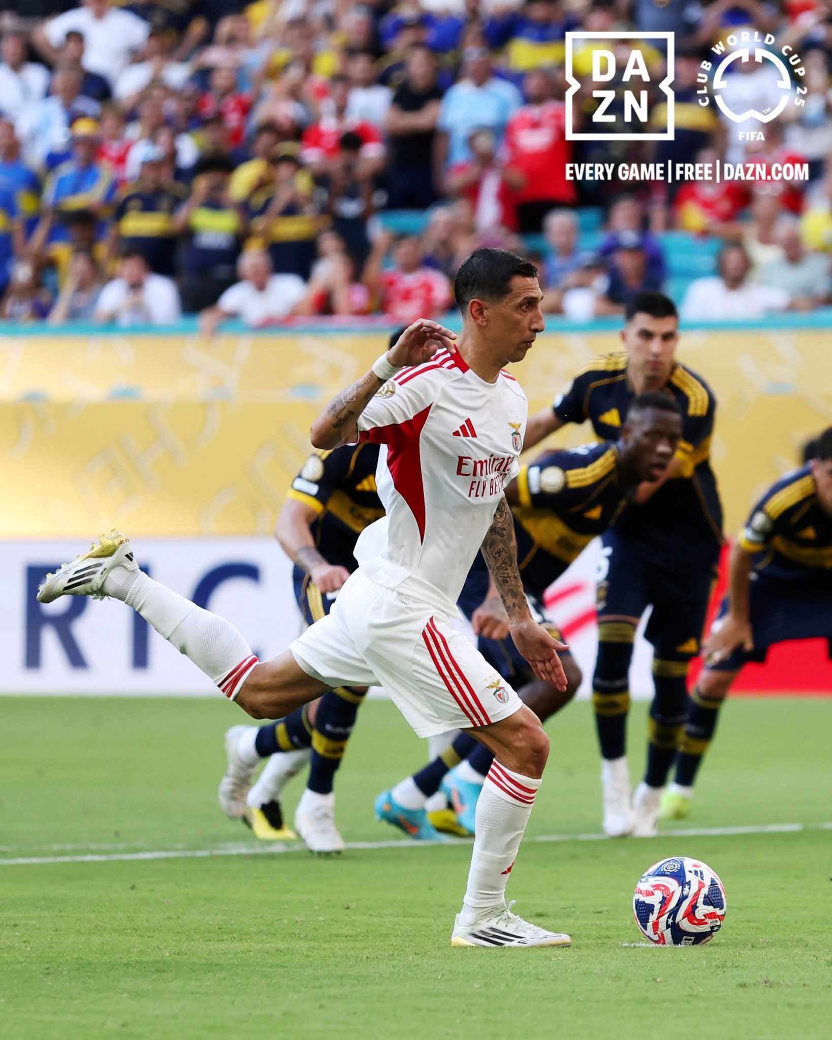 COUPE DU MONDE DES CLUBS : BOCA JUNIORS ET SL BENFICA SE QUITTENT DOS À DOS