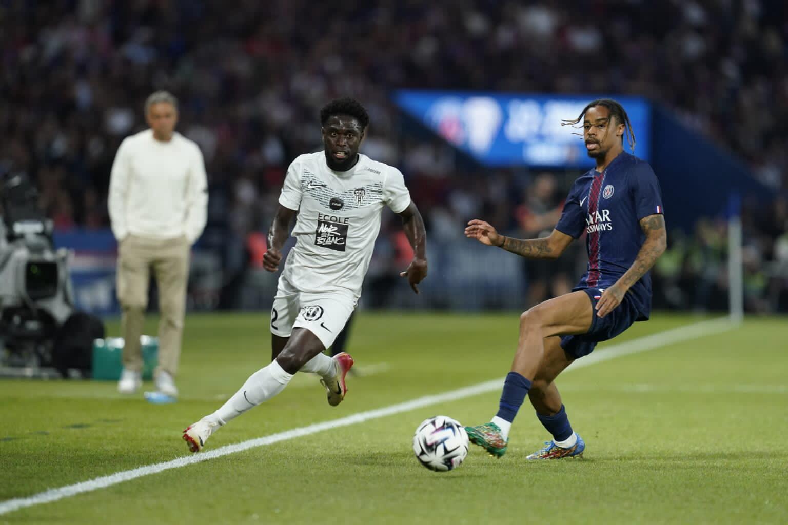 DIFFICILE VICTOIRE DU PSG CONTRE ANGERS D&rsquo;ARCUS CARLENS