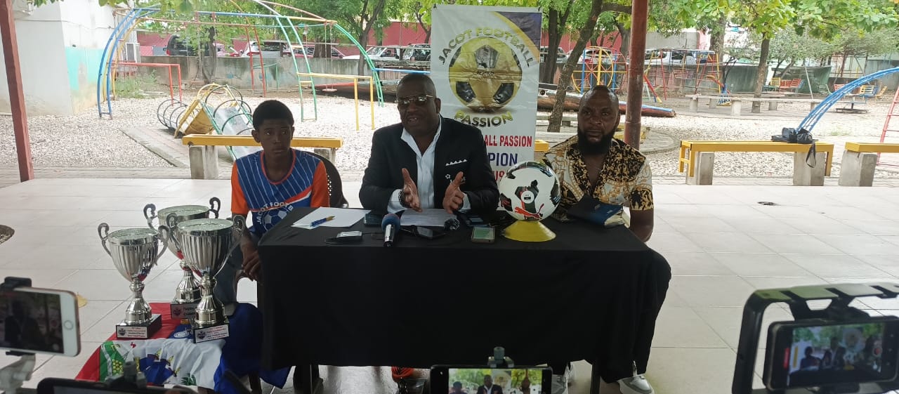 JACOT FOOTBALL PASSION, UNE ÉCOLE QUI NE CESSE D&rsquo;ACCROÎTRE